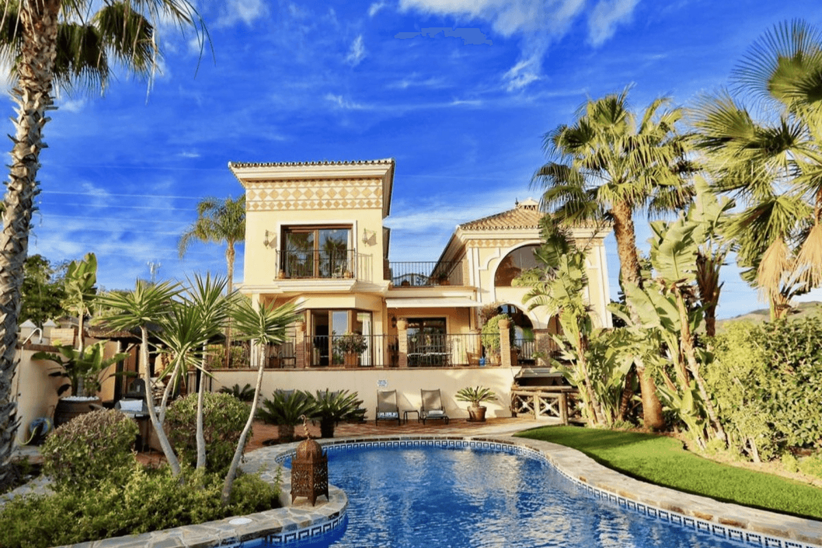 Classic or modern house?